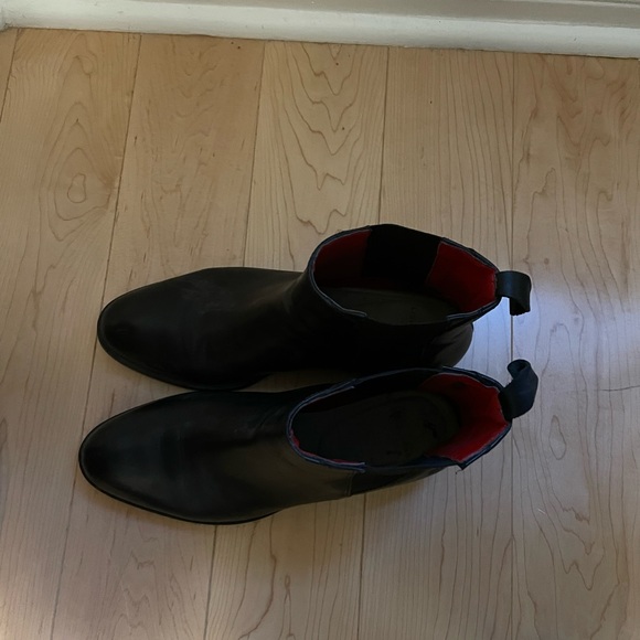 Liebeskind Black Chelsea Ankle Boots - Picture 8 of 10